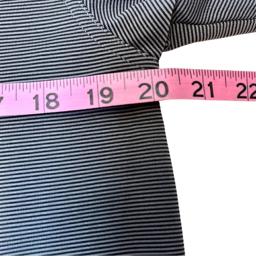 Callaway Opti-Dri Geometric Pattern Button Up Sho… - image 5